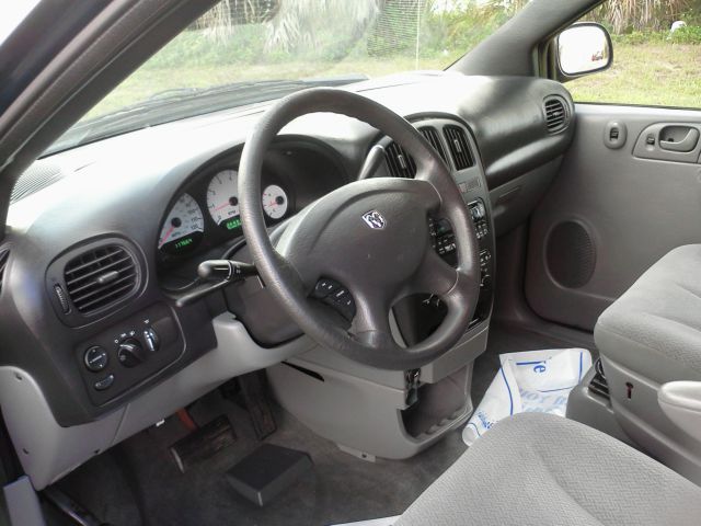 Dodge Grand Caravan 2005 photo 1