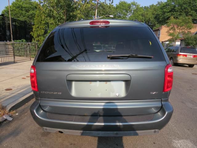 Dodge Grand Caravan 2005 photo 4