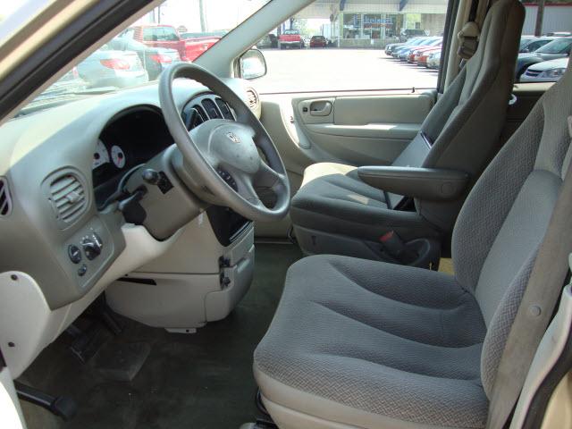 Dodge Grand Caravan 2005 photo 4