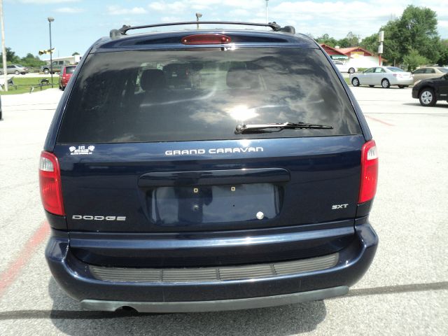 Dodge Grand Caravan 2005 photo 15