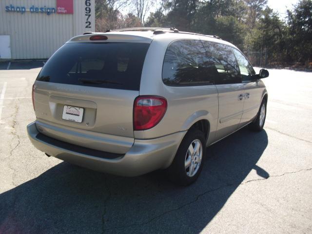 Dodge Grand Caravan 2005 photo 4