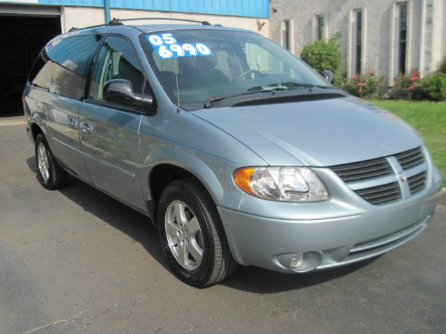 Dodge Grand Caravan 2005 photo 1