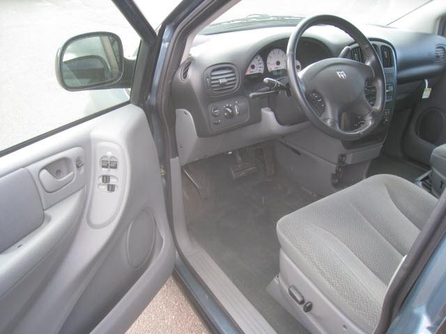 Dodge Grand Caravan 2005 photo 3