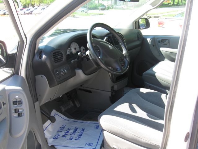 Dodge Grand Caravan 2005 photo 1