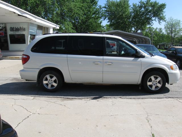 Dodge Grand Caravan 2005 photo 4