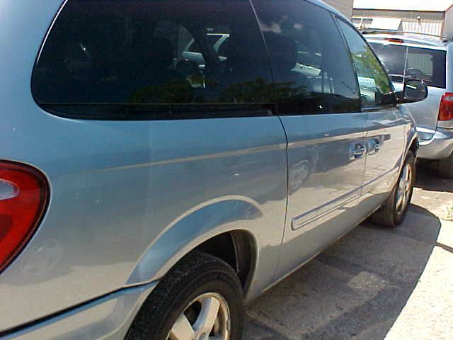 Dodge Grand Caravan 2005 photo 3