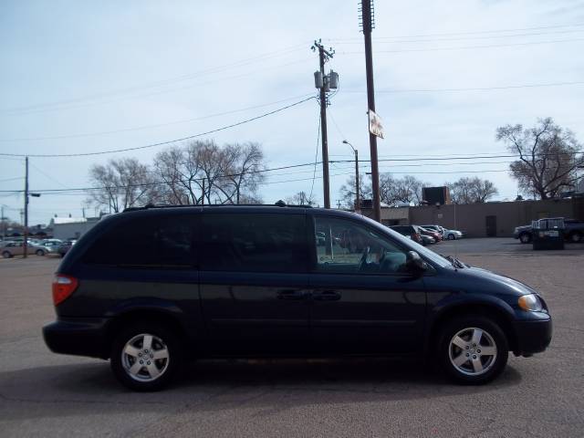 Dodge Grand Caravan 2005 photo 3