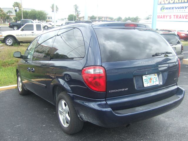 Dodge Grand Caravan 2005 photo 3