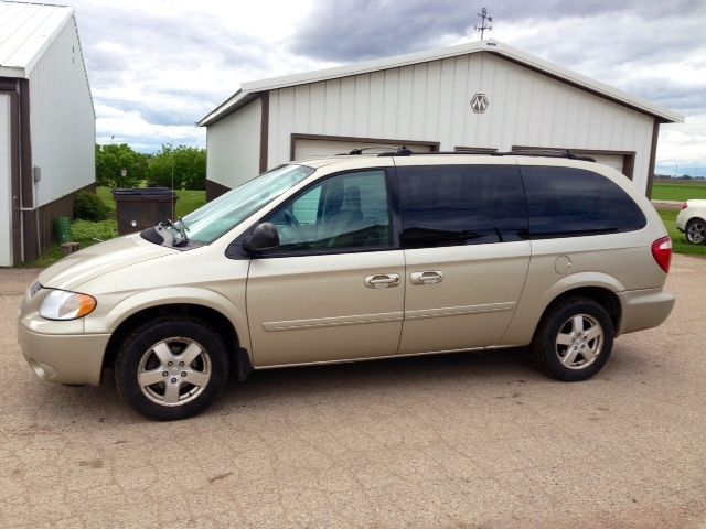 Dodge Grand Caravan 2005 photo 1