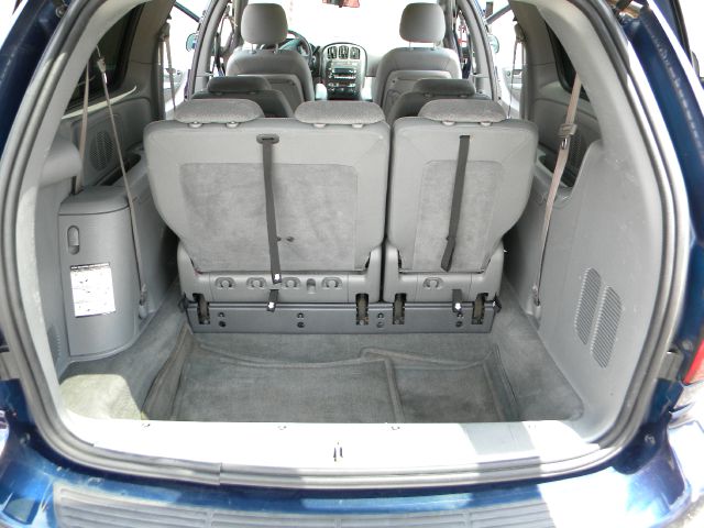 Dodge Grand Caravan 2005 photo 3