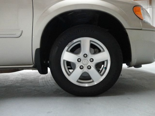 Dodge Grand Caravan 2005 photo 12