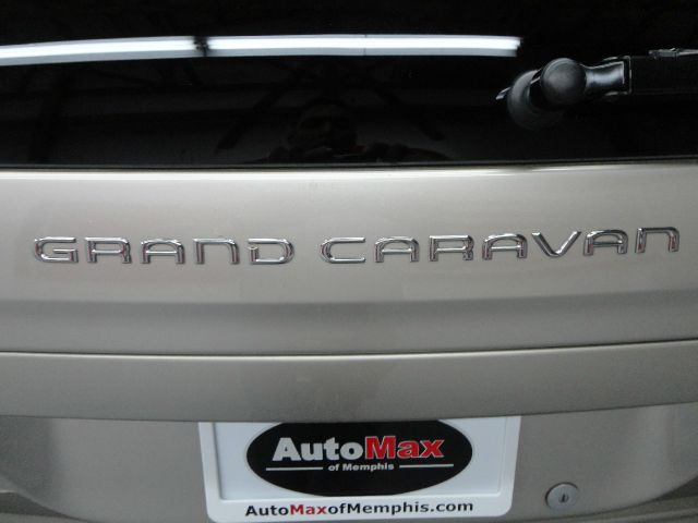 Dodge Grand Caravan 2005 photo 22