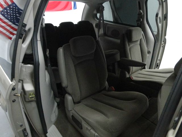 Dodge Grand Caravan 2005 photo 49