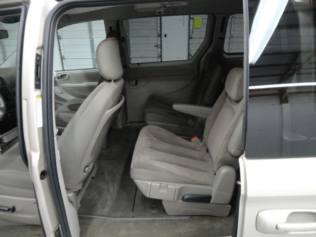 Dodge Grand Caravan 2005 photo 56