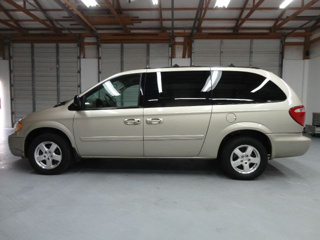 Dodge Grand Caravan 2005 photo 9