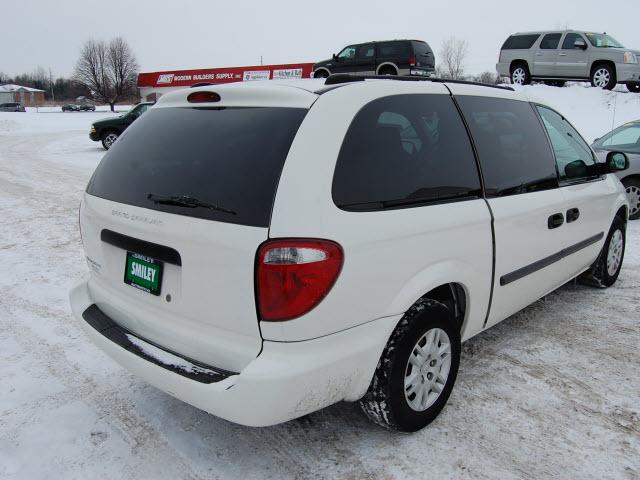 Dodge Grand Caravan 2005 photo 3