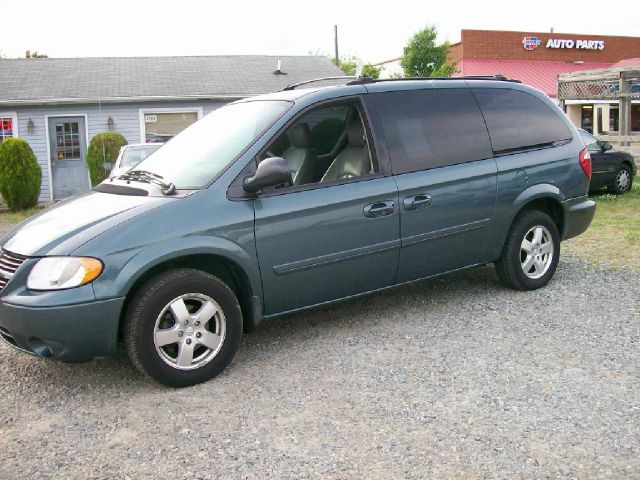 Dodge Grand Caravan 2005 photo 11