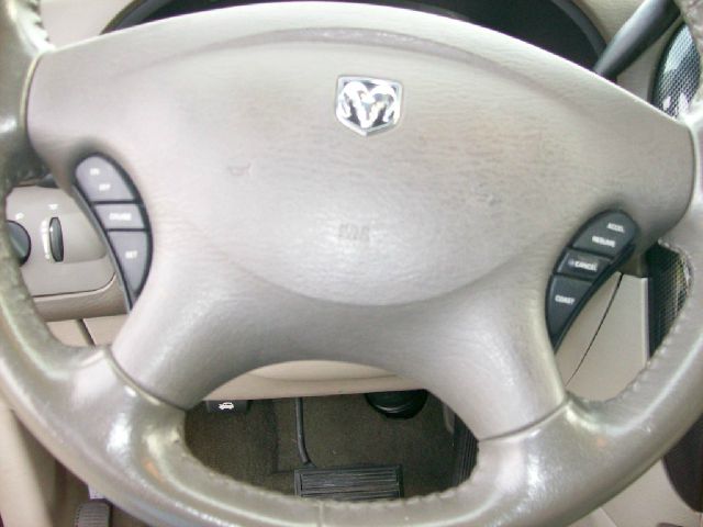 Dodge Grand Caravan 2005 photo 3