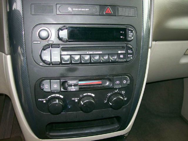 Dodge Grand Caravan 2005 photo 4