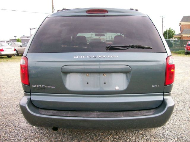 Dodge Grand Caravan 2005 photo 8