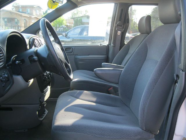 Dodge Grand Caravan 2005 photo 11