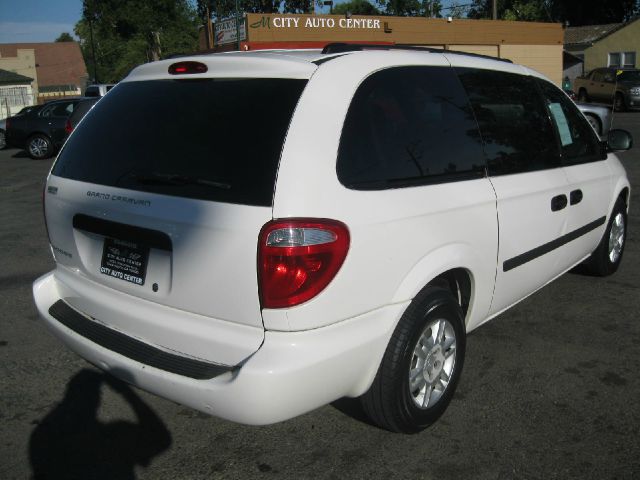 Dodge Grand Caravan 2005 photo 9