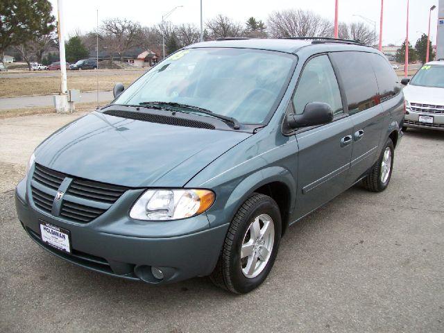 Dodge Grand Caravan 2005 photo 3