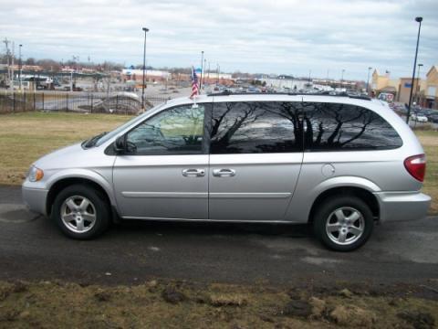 Dodge Grand Caravan 2005 photo 1