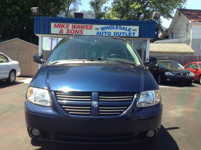 Dodge Grand Caravan 2005 photo 1