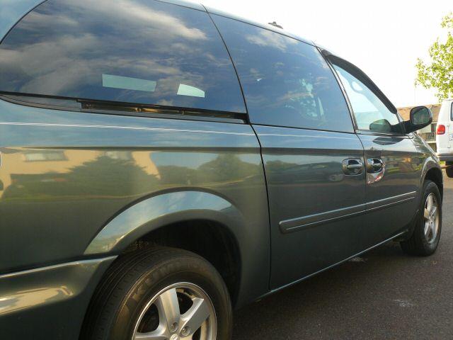 Dodge Grand Caravan 2005 photo 3