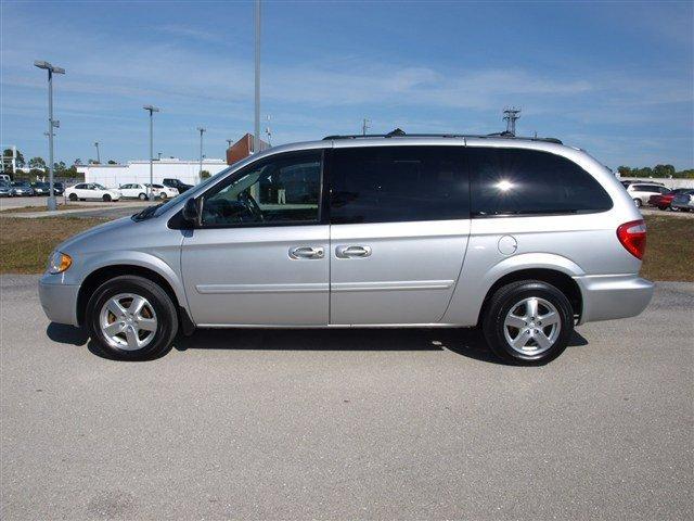 Dodge Grand Caravan 2005 photo 4