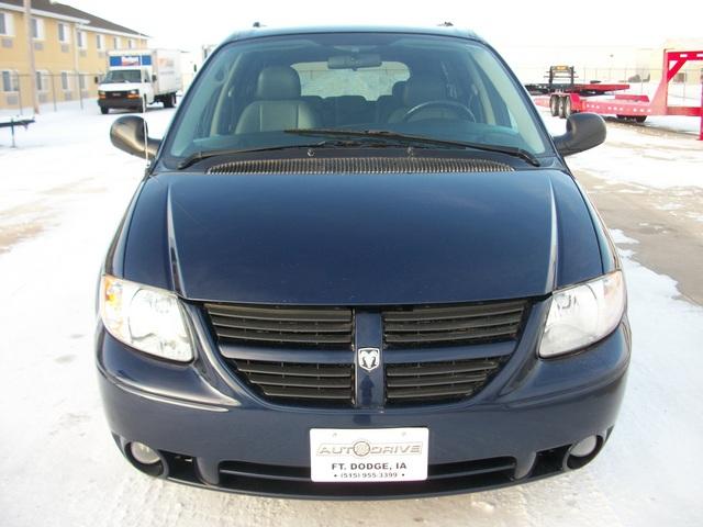 Dodge Grand Caravan 2005 photo 5