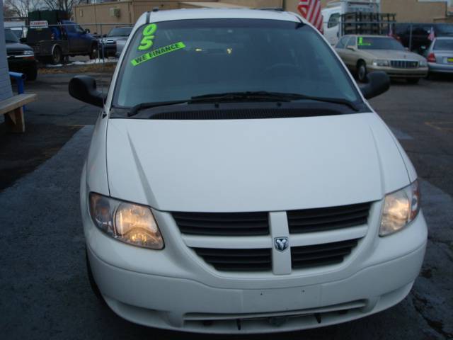 Dodge Grand Caravan 2005 photo 1