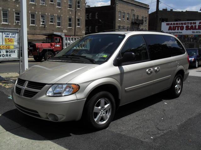 Dodge Grand Caravan 2005 photo 1