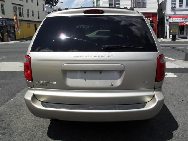 Dodge Grand Caravan 2005 photo 4