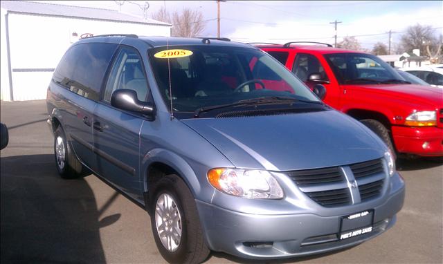 Dodge Grand Caravan 2005 photo 3