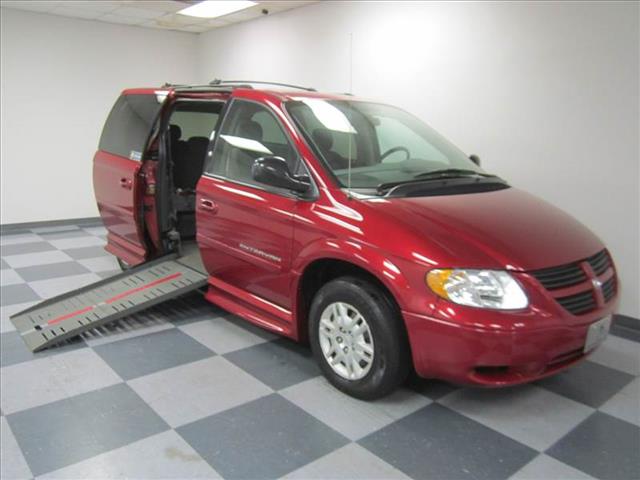 Dodge Grand Caravan 2005 photo 3