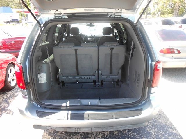 Dodge Grand Caravan 2005 photo 4