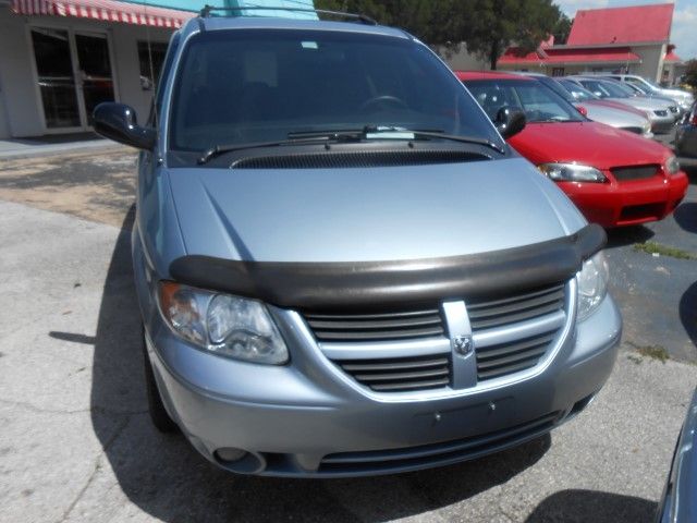 Dodge Grand Caravan 2005 photo 9