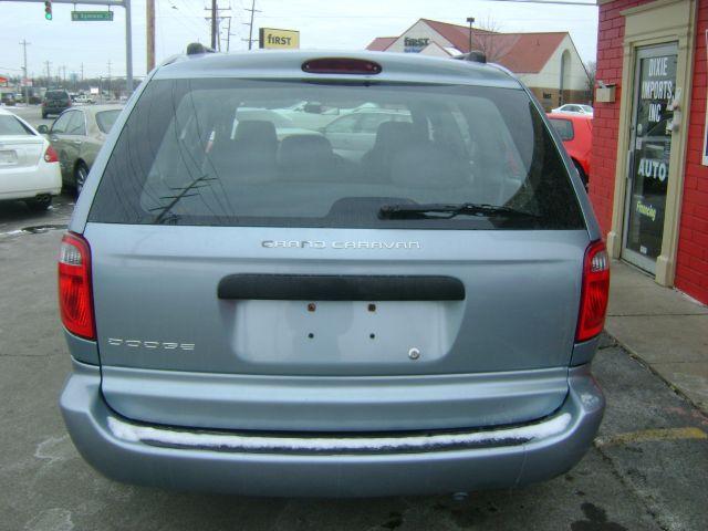 Dodge Grand Caravan 2005 photo 1