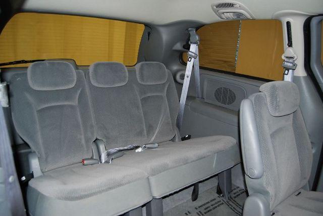 Dodge Grand Caravan 2005 photo 4