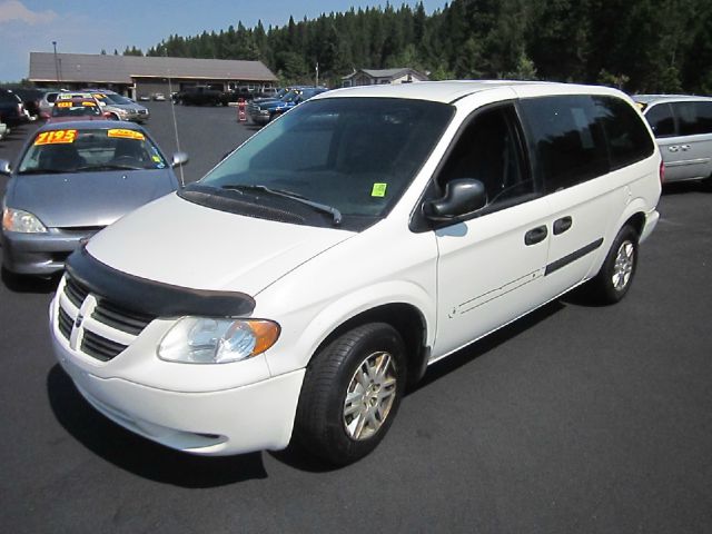 Dodge Grand Caravan 2005 photo 3