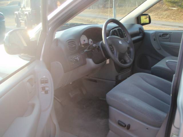 Dodge Grand Caravan 2005 photo 3