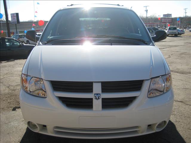 Dodge Grand Caravan 2005 photo 5