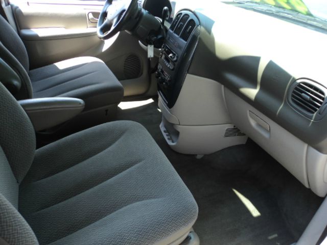 Dodge Grand Caravan 2005 photo 1