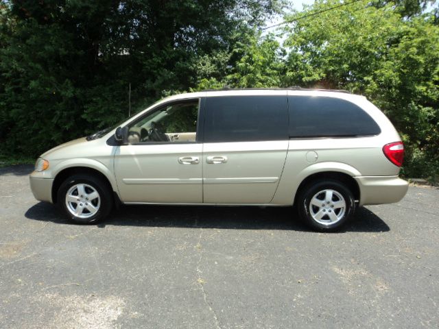 Dodge Grand Caravan 2005 photo 3