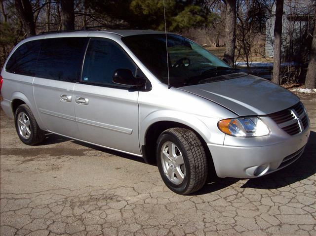 Dodge Grand Caravan 2005 photo 3