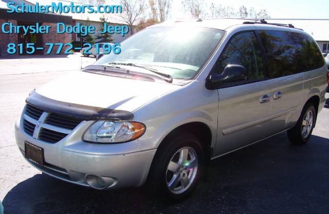 Dodge Grand Caravan 2005 photo 3