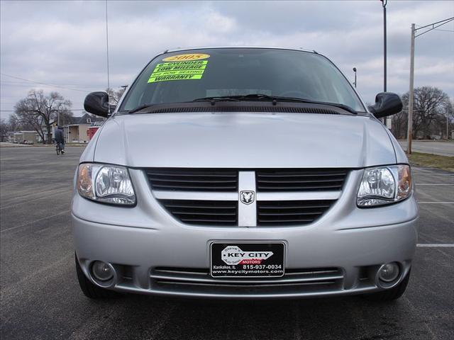 Dodge Grand Caravan 2005 photo 1