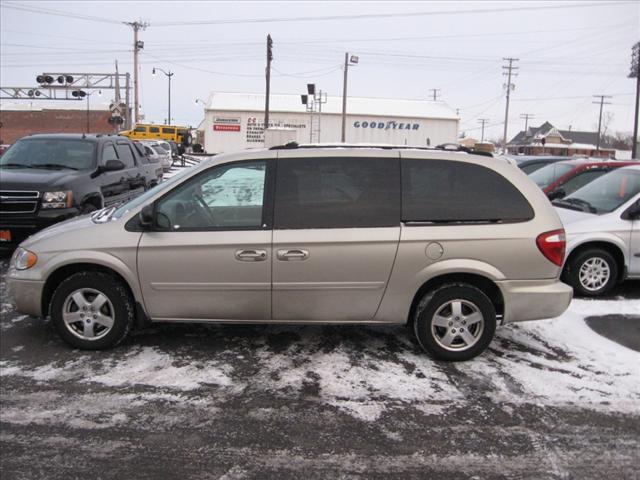 Dodge Grand Caravan 2005 photo 4